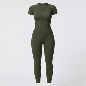 Ensemble de yoga 2 pièces North Approach, fermeture éclair intégrale sur le devant, noir uni, tissu respirant, vêtements de sport pour femmes - Product Image 1