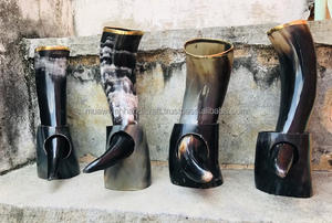 Corne à boire de boeuf gravée unique avec support en corne Décoration de restaurant de mariage de meilleure qualité - Product Image 6