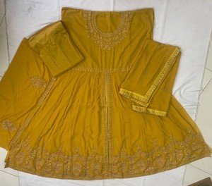 Belleza etérea Semi-Cosido Georgette Seda Shalwar Kameez Ropa India paquistaní Forro Santoon Puntada de cadena Jari - Product Image 1