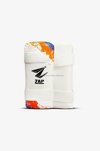 Kit Completo de Cricket Juvenil ZAP Future Star |   Kit Completo de Equipo de Cricket con Bate, Protectores y Guantes en Talla 0 (Sin Casco) - Product Image 5