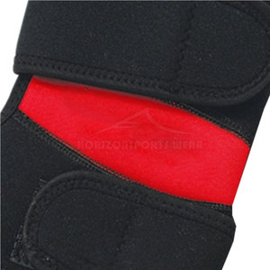 แผ่นรองเข่ากันกระแทกแบบมืออาชีพสำหรับการฝึกกีฬา โฟมความหนาแน่นสูง ระบายอากาศได้ดี สำหรับนักกีฬา - Product Image 6