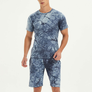 Ensemble décontracté d'été deux pièces pour homme : T-shirt et short en polyester/coton tie-dye écologique à col ras du cou – Prix bas - Product Image 3