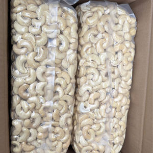 Hot Sale Cheap Rate Cashew <b>Nuts</b> WW180, WW240, WW320, LP, WS Cashew Vietnam Cashew <b>Nut</b> Customized Cutting Size - Product Image 1