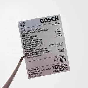 Rouleau d'autocollants holographiques argentés personnalisés avec étiquettes de code-barres numérotées Impression UV - Product Image 2