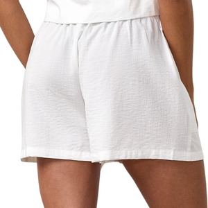 Shorts décontractés blancs pour femmes, taille élastique, légers, respirants, coupe décontractée, confortables pour tous les jours - Product Image 2