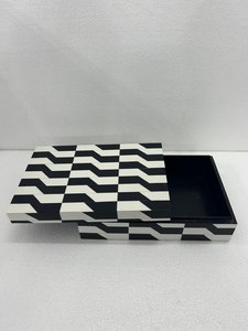 Boîte de rangement en résine avec couvercle, organisateur en époxy fait à la main, boîte cadeau décorative pour bijoux, souvenirs, bibelots, décoration de la maison, artisanat - Product Image 2