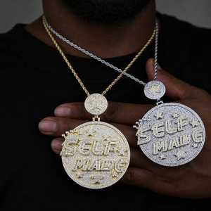 Pendentif Couronne 3D Personnalisé en Moissanite Argentée, Grand Modèle Rond de 80mm, Effet Glacé, Bijou Hip Hop pour Homme, Finition Or Blanc, Breloque Tendance - Product Image 6