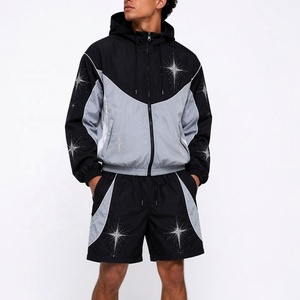 Conjunto Deportivo Unisex de Verano con Estampado de Estrellas en Negro y Gris, Sudadera con Cierre y Capucha, Pantalones Cortos con Cordón, Ropa Deportiva Ligera, Cortavientos - Product Image 5