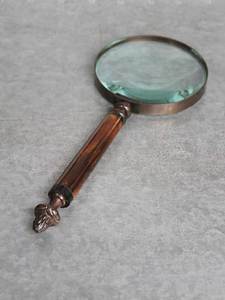 Loupe élégante avec poignée en corne, cadre en laiton antique, pièce décorative de luxe pour la lecture et la collection - Product Image 6