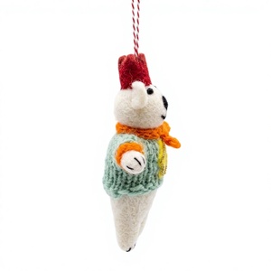 Ornement de Noël en feutre de laine 100% fait main et écologique, motif souris, avec écharpe et chapeau étoile, personnalisable, décoration murale animale pour intérieur, pour les fêtes - Product Image 3