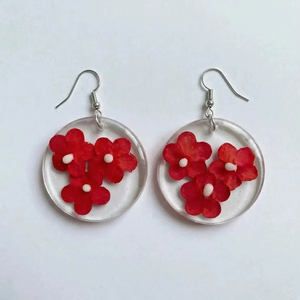 Pendientes de Resina con Flores Rojas Hechos a Mano, Pendientes Colgantes Circulares Modernos para el Día de San Valentín, Regalos Promocionales Novedosos - Product Image 1
