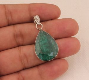 NIKHIL GEMS Collier de fiançailles vintage avec émeraude taille poire, pendentif en argent sterling 925, bijoux fins en pierres précieuses, évaluation par une tierce partie - Product Image 3