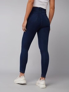 Jean en denim coupe droite pour femme, taille mi-haute, longueur genou, décontracté, usage quotidien, bleu vintage, résistant à la décoloration - Product Image 4