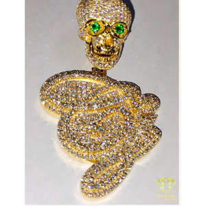 Colgante de Calavera Personalizado con Diamantes de Imitación para Hombre, Acabado en Verde, Amuleto de Calavera con Ojos Verdes, Joyería Hip Hop, Accesorio Brillante - Product Image 2