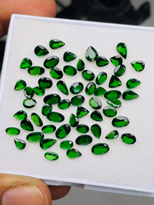 Tsavorita Natural Sin Calentar ni Tratar, Corte Mixto, Certificado IGI, Lote de 22 CTS, Calidad AAA, Brillo Intenso, Claridad Alta, Color Verde Vibrante - Product Image 6