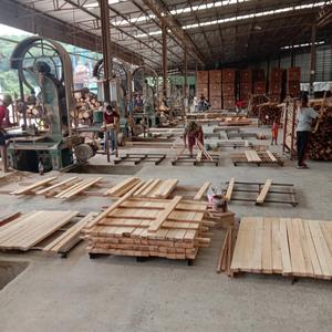 Madera de Caucho de Primera Calidad para Exportación, Madera Aserrada de Tailandia para Fabricación Industrial y Aplicaciones Estructurales - Product Image 1