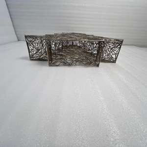 Elegante Árbol de Navidad Metálico Hecho a Mano, Adorno Decorativo Festivo para el Hogar y la Sala de Estar - Product Image 2