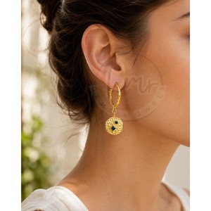 Boucles d'oreilles pendantes de luxe plaquées or avec topaze bleue de Londres et zircon pour femme, faites à la main, en laiton texturé, bijoux en forme de disque - Product Image 1
