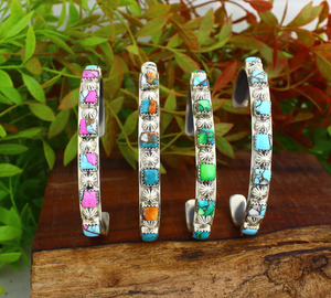 Bracelet en turquoise Oyster, bracelet en argent sterling 925 plaqué, bracelet manchette fait main, bracelet en coton doux, bracelet manchette tendance - Product Image 1
