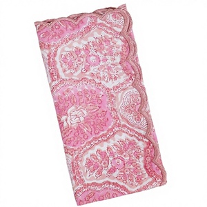 Servilletas Cuadradas Bordadas a Mano de Alta Calidad, 4 Piezas, Color Rosa Caramelo, Diseño Floral Indio, Tela de Algodón Estampada a Mano, Decoración para Bodas, Hogar y Jardín - Product Image 1