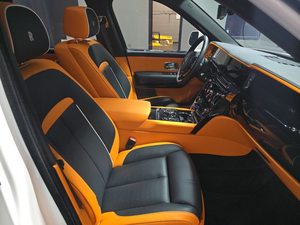 Rolls-Royce Cullinan Black Badge 2025 Usado - Product Image 6