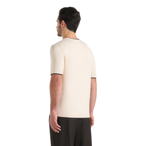 T-shirts pour hommes à col rond et manches courtes, avec bordure contrastante sur le col et les poignets, petit imprimé sur la poitrine, coupe classique, vente en gros, personnalisation OEM, en jersey de coton - Product Image 2