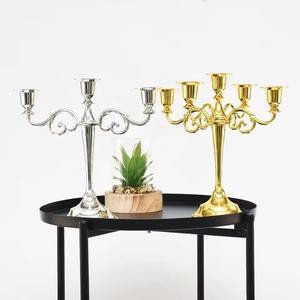 Candelabro de Metal Dorado de 5 Pilares, Perfecto para Decoración de Resorts, Estilismo de Habitaciones de Hotel y Ambiente Interior de Lujo, de la India - Product Image 5