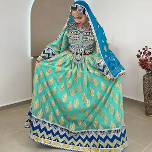 Vestidos Afganos de Alta Calidad Hechos a Mano por Fabricantes Profesionales, Vestidos Tribales Vintage Afganos Kuchi Disponibles para la Venta - Product Image 3