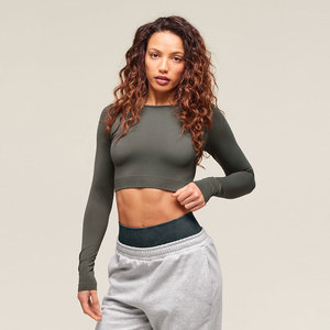 Hauts courts de sport pour femmes de haute qualité, hauts de yoga à manches longues et col rond, coupe ample, pour l'exercice, le fitness et la gym - Product Image 2