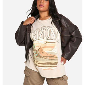 Camiseta de Mujer con Logotipo Personalizado, Estampado Puff, Corte Regular, Estilo Urbano, Informal, Transpirable, 100% Algodón - Product Image 4