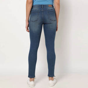 Jean en denim bleu foncé taille haute pour femme, coupe skinny, longueur intégrale, délavé, style décontracté, grandes tailles, en coton et élasthanne - Product Image 2