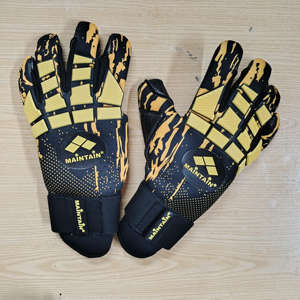 Gants de gardien de but personnalisés, fabriqués en usine, bon marché, professionnels, antidérapants, en caoutchouc et latex, pour le football. - Product Image 5