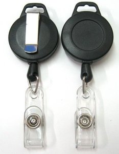 Porte-badge rétractable RP-03 en ABS avec sangle en PVC et clip ceinture - Product Image 4