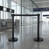 Barrière de gestion de file d'attente noire avec ceinture rétractable pour le contrôle des foules dans les hôtels, aéroports, banques, centres commerciaux et espaces commerciaux