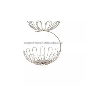 Cestas de fruta de alambre de metal con forma de flor redonda de 2 niveles Solución de almacenamiento de vajilla y utensilios de cocina multiusos - Product Image 1
