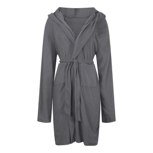 เสื้อคลุมอาบน้ำผ้าแฟลนเนลผู้ชาย สไตล์ลำลอง ดีไซน์ใหม่ ระบายอากาศได้ดี ทนทาน แห้งเร็ว ขายดี ราคาดีที่สุด พร้อมโลโก้สั่งทำได้ - Product Image 5