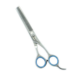 Ciseaux à effiler les cheveux pour droitiers de 6 pouces, manche moyen |   Lame de rasoir en acier à haute teneur en carbone, tranchante, avec vis de réglage pour salon de coiffure - Product Image 2