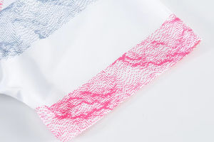 Uniforme de fútbol sublimado personalizado disponible de un proveedor mayorista para mercados globales con costuras de primera calidad. - Product Image 5