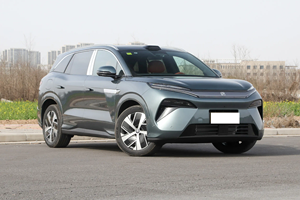 BYD Tang L DM-p 4WD E-CVT 2025, Vehículo de Nueva Energía, Híbrido Enchufable, 5 Puertas, 7 Asientos, SUV Mediano-Grande - Product Image 3