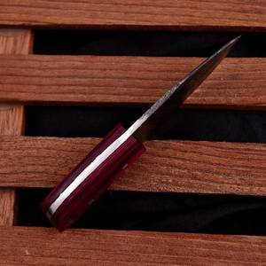Cuchillo Skinner de Hoja Fija de Acero de Damasco Hecho a Mano Personalizado, Grado Industrial, Borde Recto, Mango Morado, Funda de Cuero, Punta Caída - Product Image 5