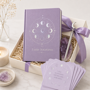 Diario de Intenciones Lunares LABON con Tapa Dura de Lavanda y Detalles en Plata, Regalo Personalizado, Cuaderno de Bienestar - Product Image 4