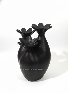 Vase en aluminium à triple bec verseur, couleur grenade, or antique |   Centre de table moderne pour mariage, décoration de maison de luxe écologique - Product Image 6