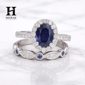 Anillo de Zafiro Azul Real con Corte Ovalado Vintage, Banda con Racimo de Piedras Preciosas Alternadas, Oro de 10K/14K, Joyería Personalizada - Product Image 4