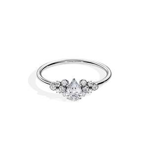Anillo de compromiso de oro de 14k para mujer con diamante talla pera y engaste floral estilo floral - Product Image 3