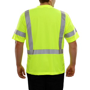 เสื้อยืดสะท้อนแสงสีส้มแบบมองเห็นได้ชัดเจนสำหรับผู้ชาย มาตรฐาน ANSI Class 2 พร้อมกระเป๋าและแถบสะท้อนแสง - Product Image 4