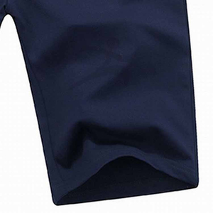 Shorts Bermuda en coton bleu marine pour homme avec cordon de serrage à la taille et poches latérales, style décontracté - Product Image 5