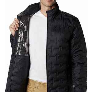 Veste matelassée isolante pour homme avec un design moderne, un rembourrage chaud et un tissu résistant à l'eau, veste matelassée noire pour homme - Product Image 5