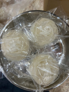 Nouilles de riz instantanées du Vietnam pour nouilles Pho sans sachet d'assaisonnement personnalisé emballage OEM prix bon marché du fabricant du Vietnam - Product Image 6