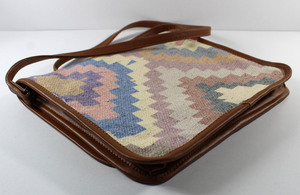 Bolso de Mujer Hecho a Mano y Cosido, Nuevo Estilo, Tejido a Mano en Algodón Dhurry/Kelim, con Cierre, Ideal para Regalo - Product Image 3
