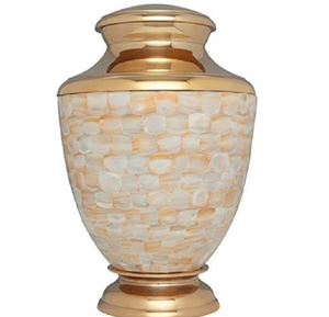 Urna opulenta de mosaico de nácar con adornos dorados brillantes y una base ancha. Disponible a precios de mayorista. - Product Image 1